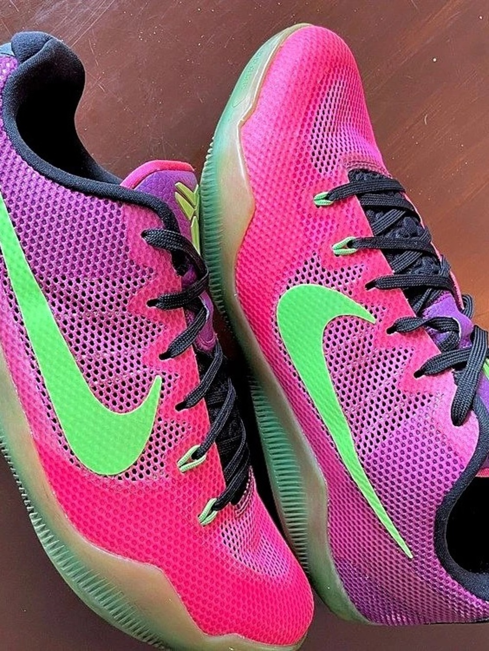 Nike Kobe 11 'Mambacurial' 2016 Pink Green 836183-635 Rare Used size 13 mens